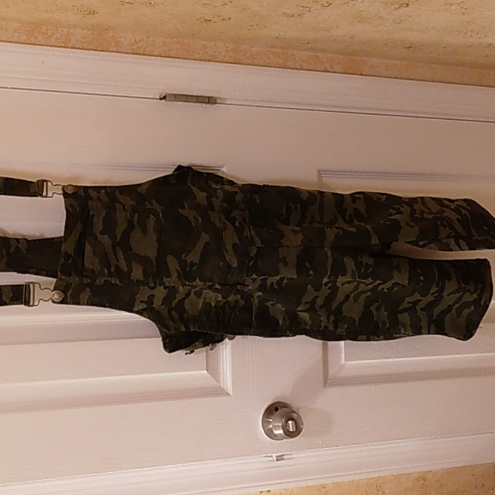 Army short overralls